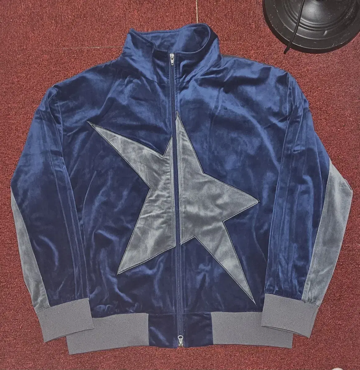 VIVASUTUDIO VELVET STAR JERSEY